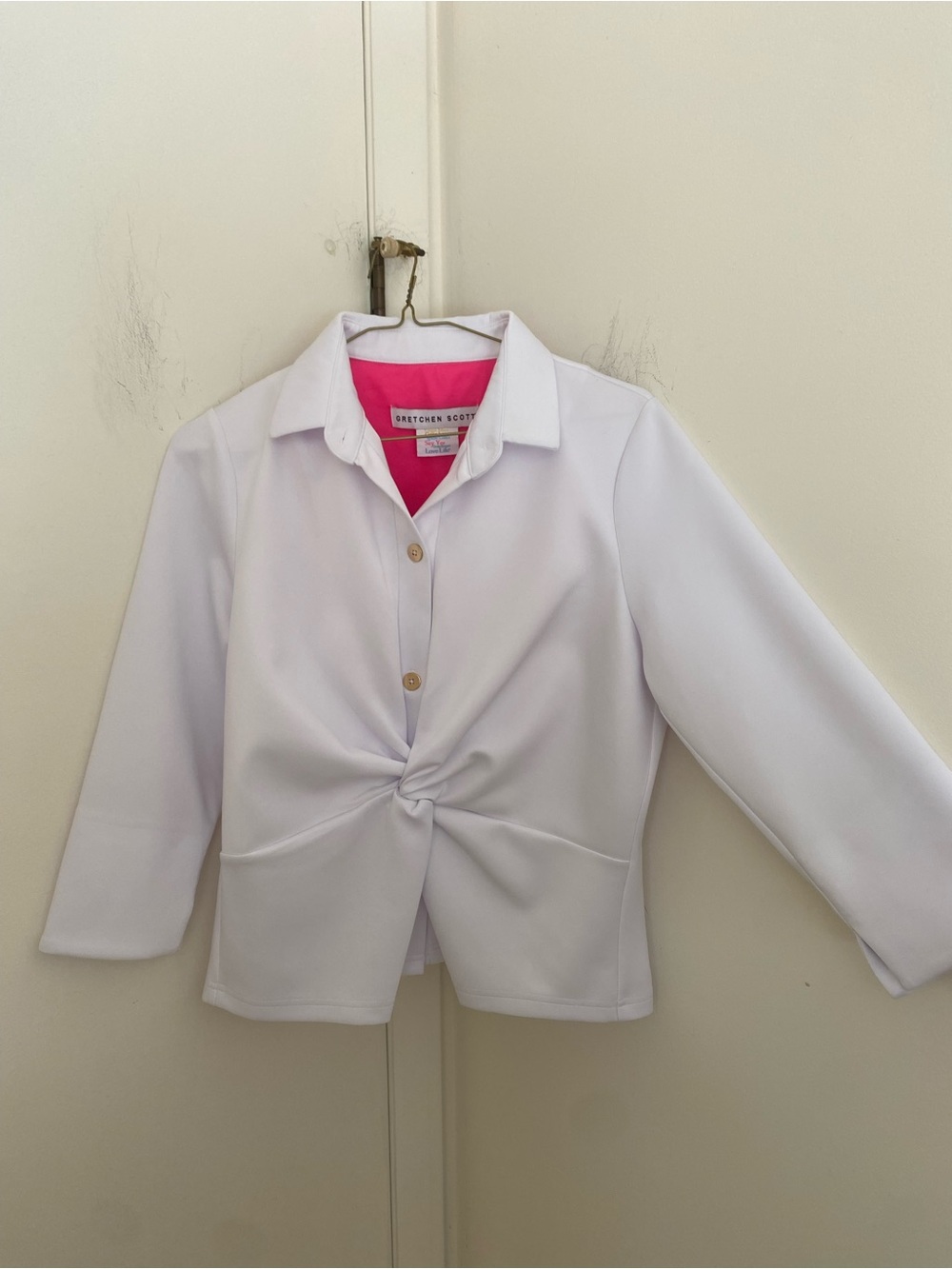Gretchen Scott Twist & Shout Stretch Top Solid White Ruched Button Up Medium